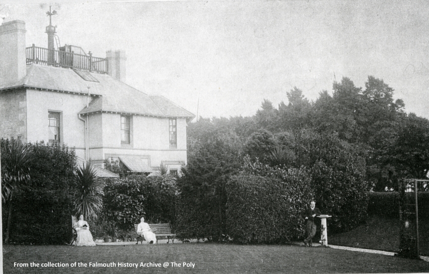 1913